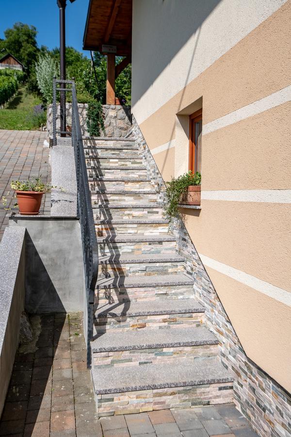 Vineyard Cottage Pod Piramido Dobrnic Exterior foto
