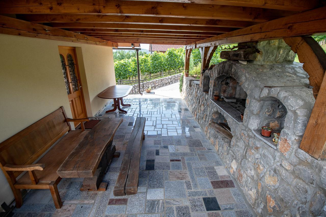 Vineyard Cottage Pod Piramido Dobrnic Exterior foto